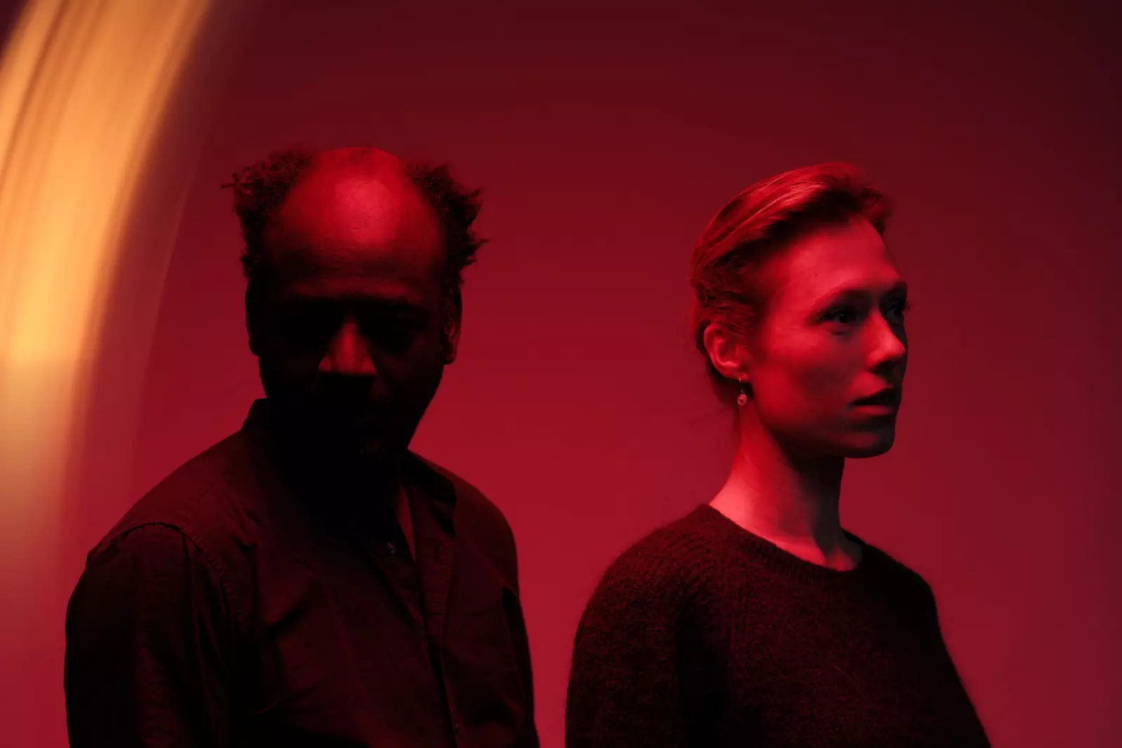 Peu importe : quand le théâtre décortique le couple et le genre